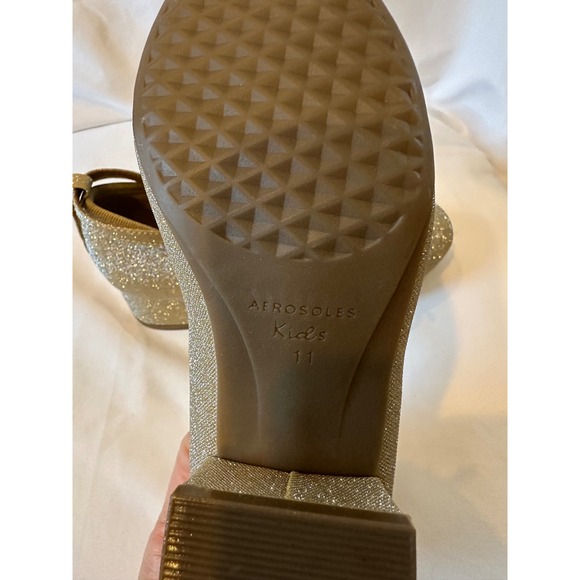 Aerosoles Girls Gold Metallic Glitter Ankle Strap Block Heel Shoes Size 11 - Picture 5 of 6